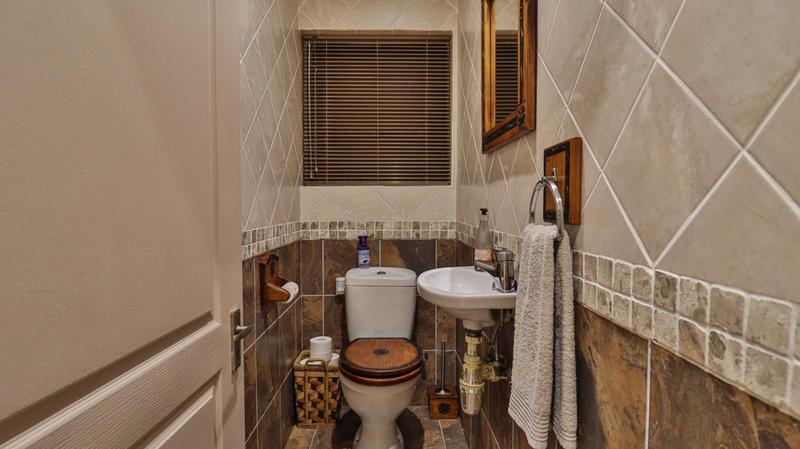 3 Bedroom Property for Sale in Mossel Bay Western Cape